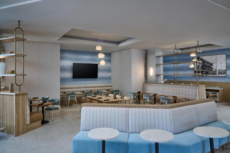 Food & Drinks 5, DoubleTree by Hilton Fullerton, Orange