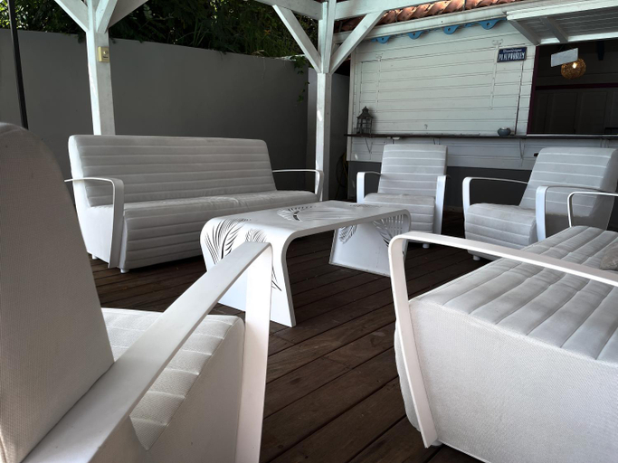 Others 5, Villa Jouanacaera, Le Carbet