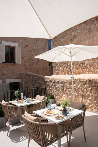 Food & Drinks 5, Petit Biniaraix, Baleares