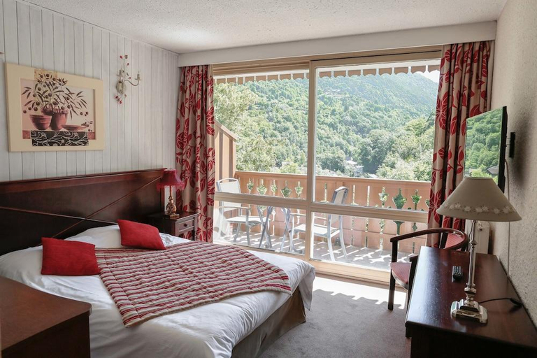 Bedroom 4, Hôtel Le Verseau, Savoie