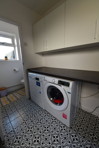 Others 4, 2Bd Garden Home - A Short Walk To Stonehenge, Wiltshire