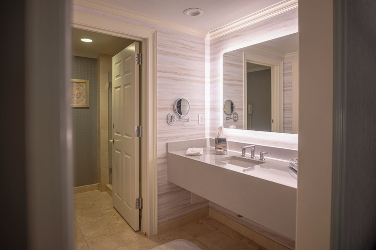 Bathroom 5, The Inn At Fox Hollow Hotel, Nassau