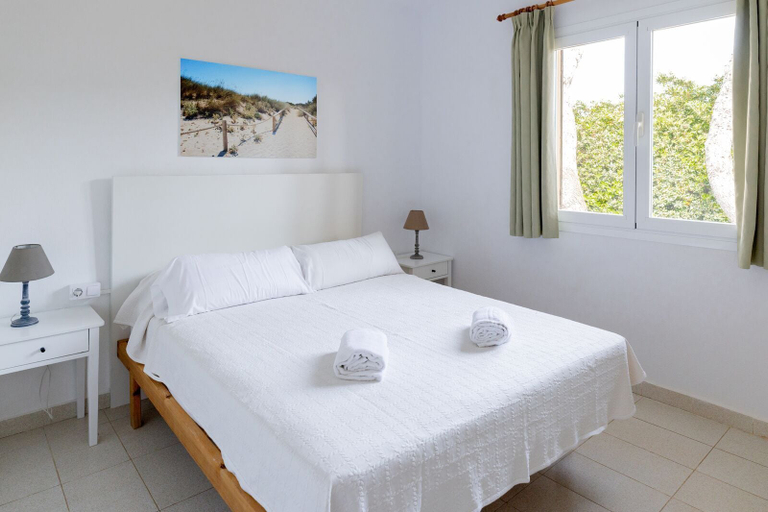 Bedroom 2, Apartamentos Ses Anneres, Baleares