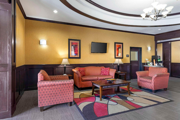 Public Area 3, Quality Inn & Suites Groesbeck North, Limestone