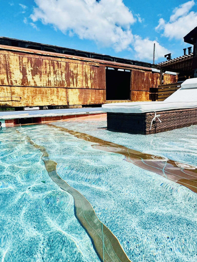 Sport & Beauty 4, Lone Ranger RV Park & Lodge, Eastland