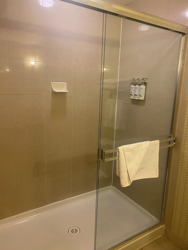 Bathroom 4, Wingate by Wyndham Fort Saskatchewan, Division No. 11