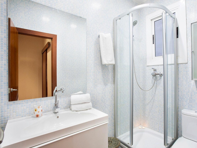 Bathroom, Premium apartment in Barcelona, Barcelona