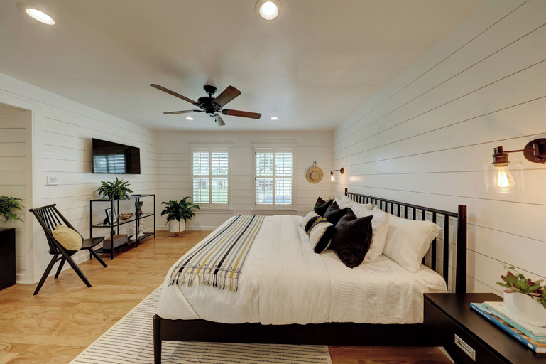 Bedroom 3, Wanderers Retreat House, Kendall