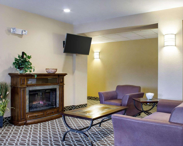 Public Area 2, Comfort Inn Yankton SD, Yankton