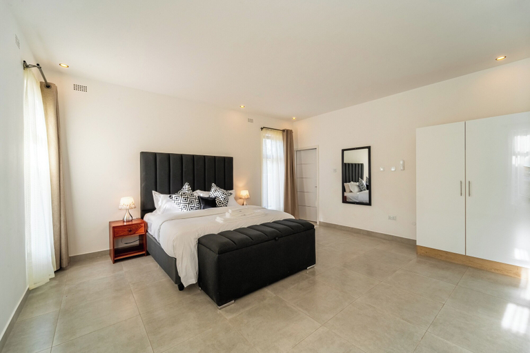Bedroom 3, Sea Of Dreams, Hwange