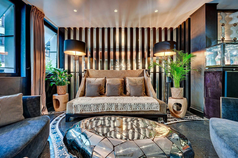 Public Area 5, The One Alma Paris, Paris