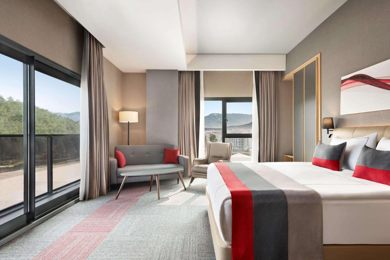 Bedroom 3, Ramada by Wyndham Tire, Tire