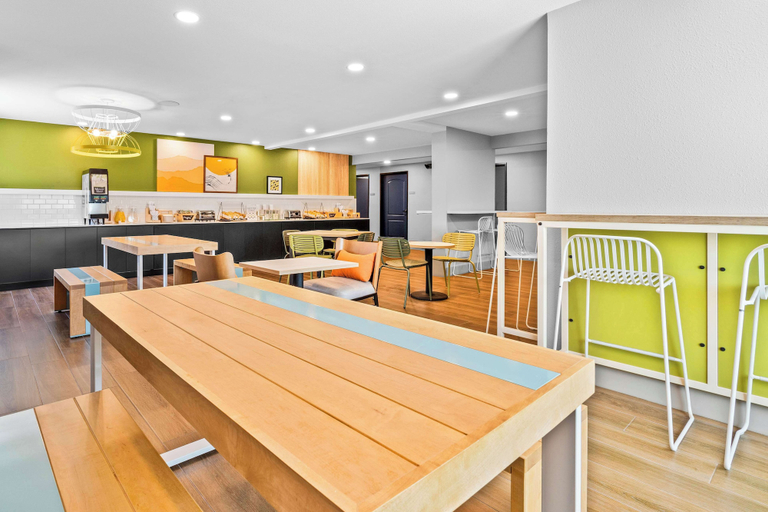 Food & Drinks 5, Spark by Hilton Modesto, Stanislaus