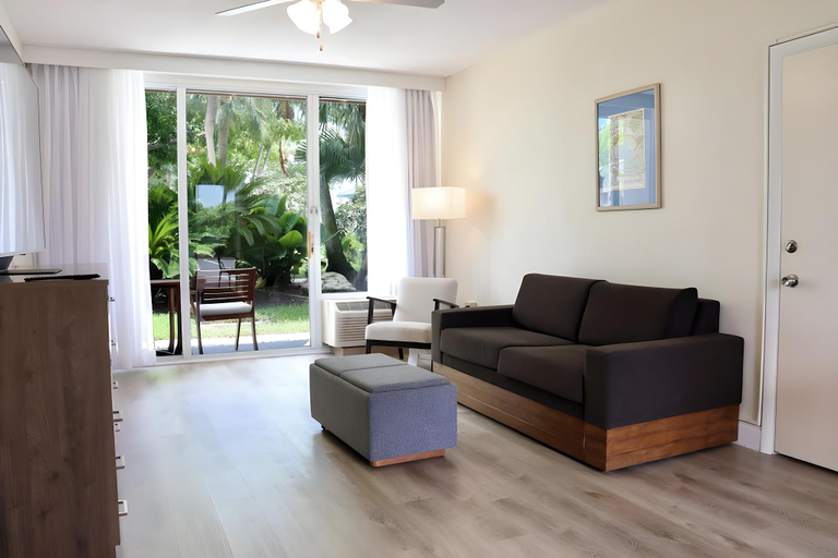 Others 5, SkyBeach Resort, Pinellas