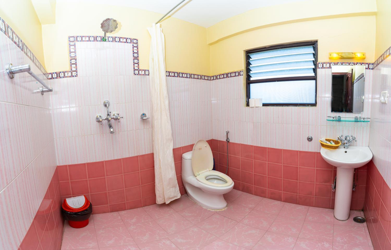 Bathroom 4, Butterfly Lodge, Gandaki