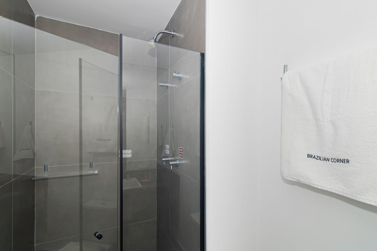 Bathroom 2, Duplex com piscina e academia, São Paulo