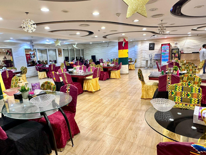 Food & Drinks, Bliss Square Hotel, Dubai