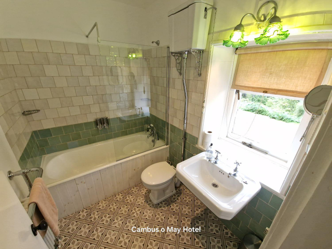 Bathroom 3, Cambus O' May Traditional Highland Hotel, Aberdeenshire