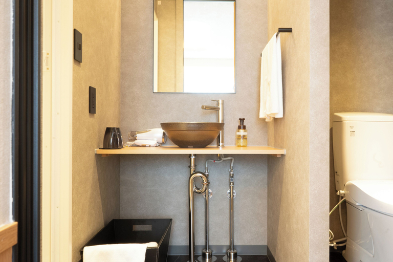 Bathroom 4