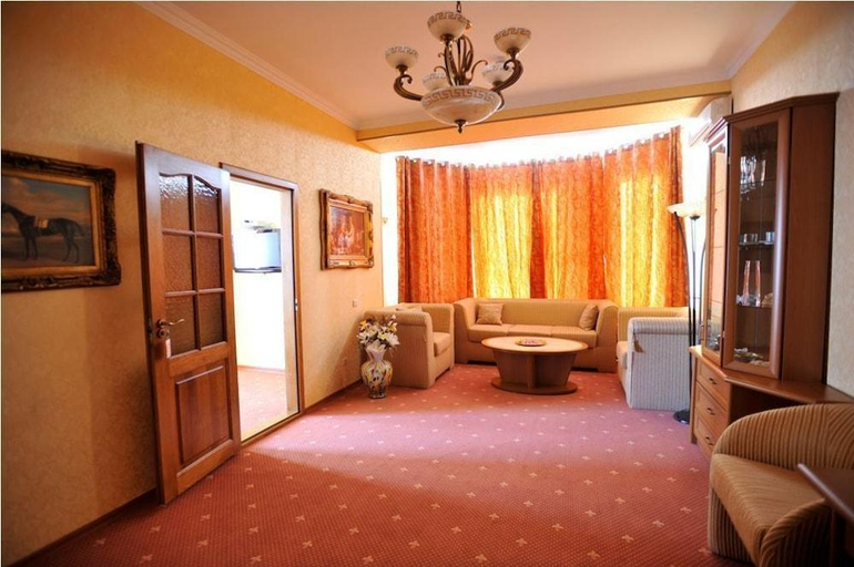 Bedroom 3, Diplomat Club Hotel