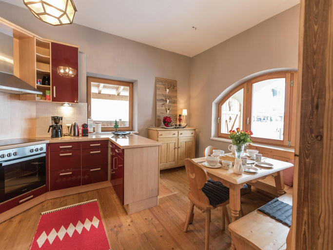 Others 5, Chalet in Ellmau near Ski Lift, Kufstein