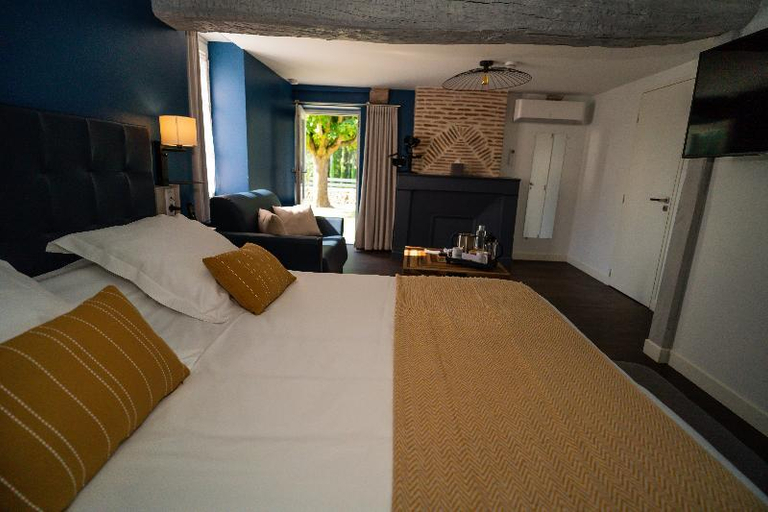 Bedroom 2, Auberge de la Caillere, Loir-et-Cher