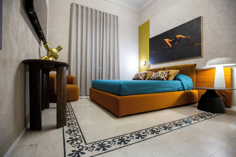 Bedroom 5, Reverse Art Hotel, Chieti