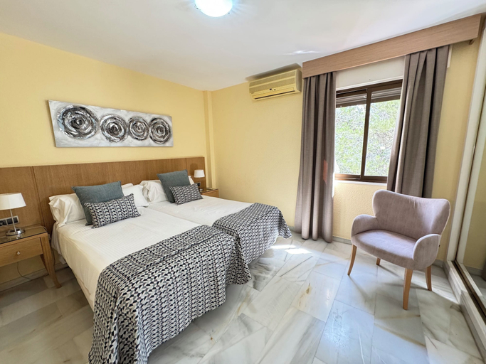 Bedroom 2, Macdonald La Ermita Resort, Málaga