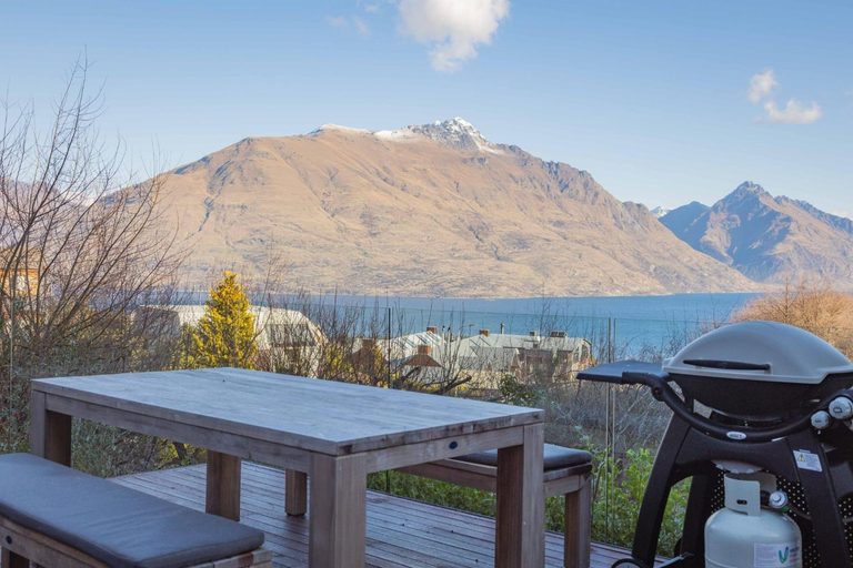 Others 3, Opuke House |Free Parking |Lake views |BBQ, Queenstown-Lakes