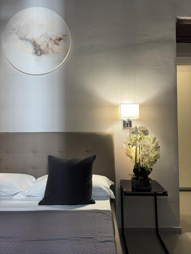 Bedroom 4, MILUAR Relais - Donnaregina, Napoli