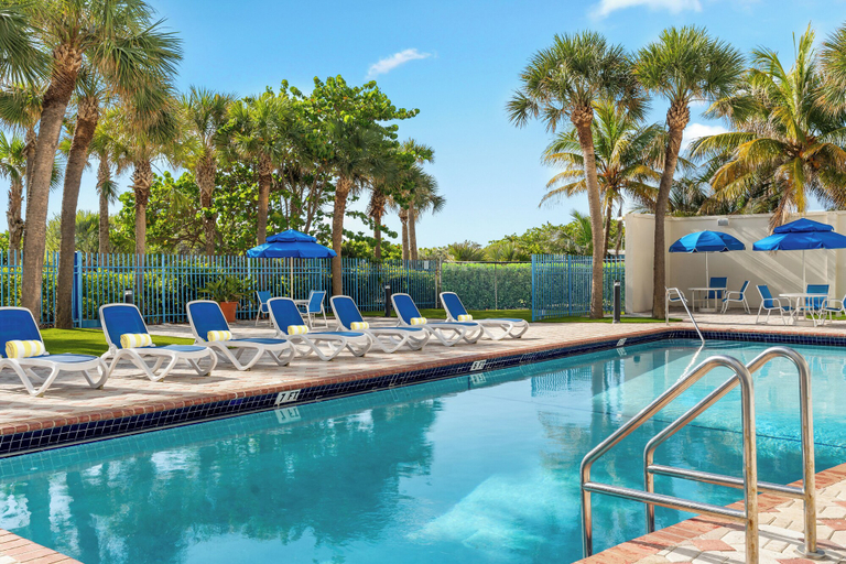 Sport & Beauty 5, Crystal Beach Suites Miami Oceanfront Hotel, Miami-Dade