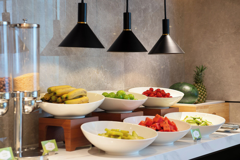 Food & Drinks 5, Hampton By Hilton Guangzhou Railway Station, Guangzhou