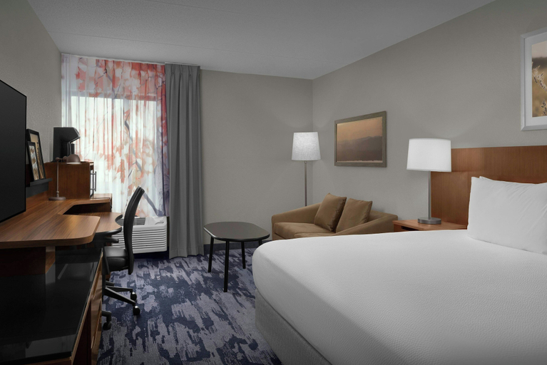 Bedroom 2, Fairfield by Marriott Inn & Suites Winston-Salem Hanes Mall, Forsyth