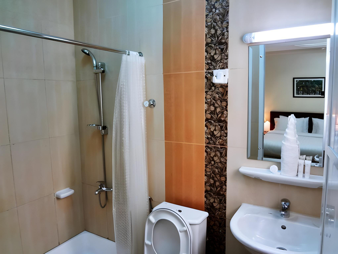 Bathroom 4, Al Ferdous Hotel Apartments, Bausher