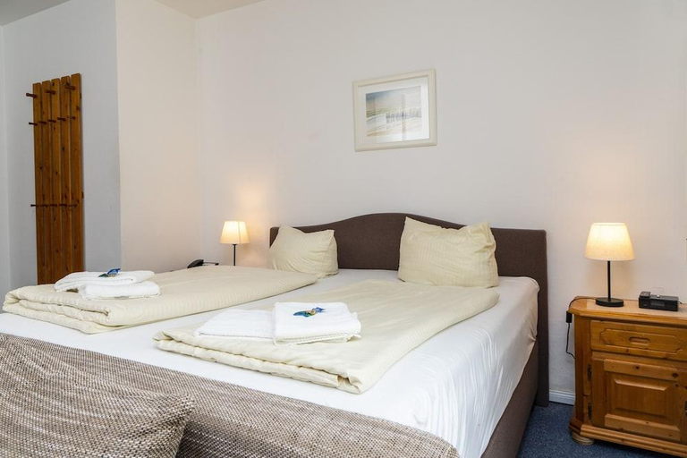 Bedroom 3, Hotel Holsteinische Schweiz am Dieksee, Ostholstein