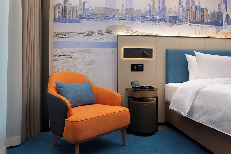 Bedroom 2, Hampton By Hilton Guangzhou Railway Station, Guangzhou