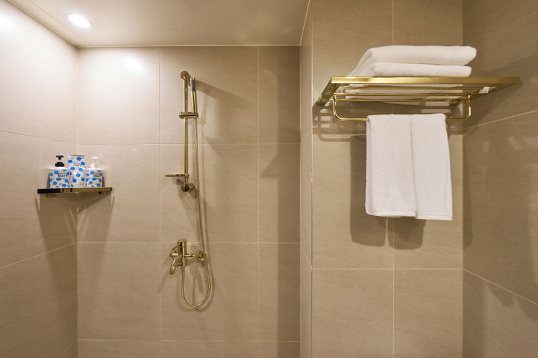 Bathroom 4, BlueDuck Hotel, Jongno