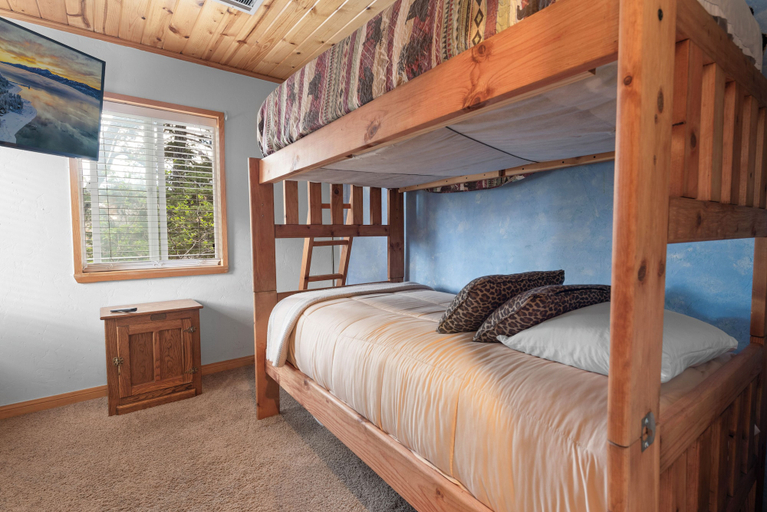 Bedroom 2, G&P Moonridge, San Bernardino