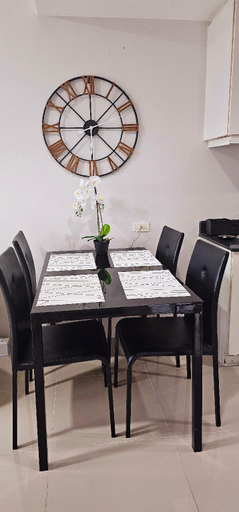 Others 3, Sea Residences 2BR w Balcony near MOA , Pasay City