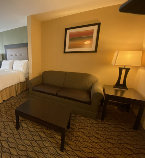 Bedroom 3, Wingate by Wyndham Fort Saskatchewan, Division No. 11