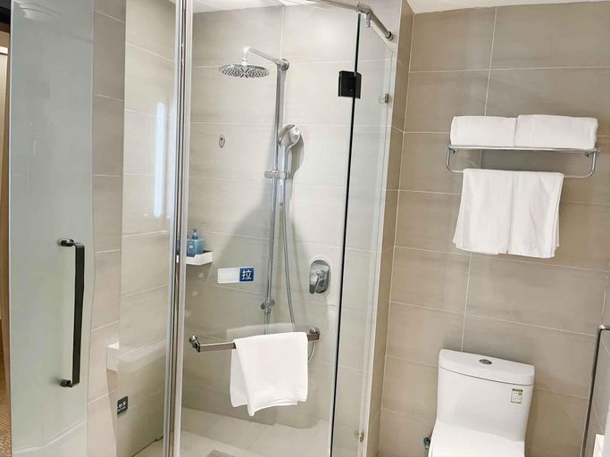Bathroom 3, Hanting Hotel Beijing Daxing Caiyu, Beijing