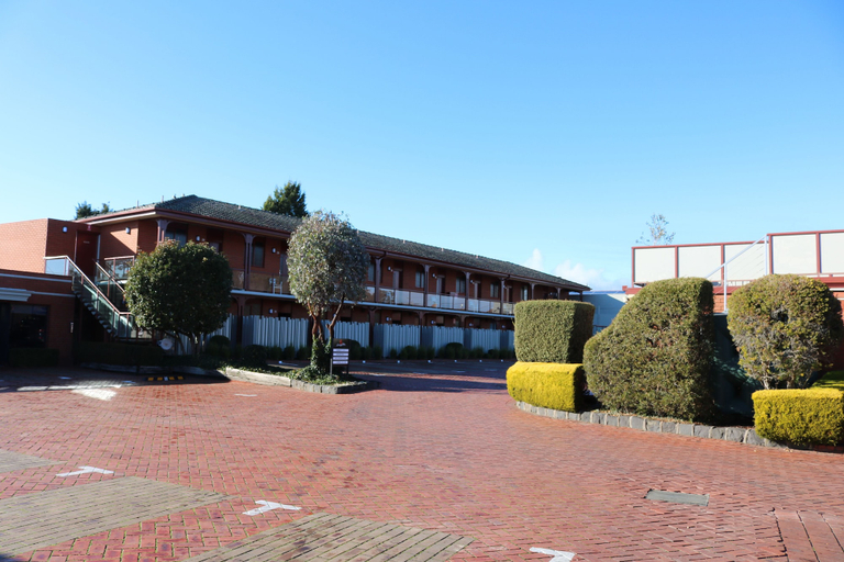Exterior & Views 2, Sovereign Park Motor Inn, Ballarat  - Central
