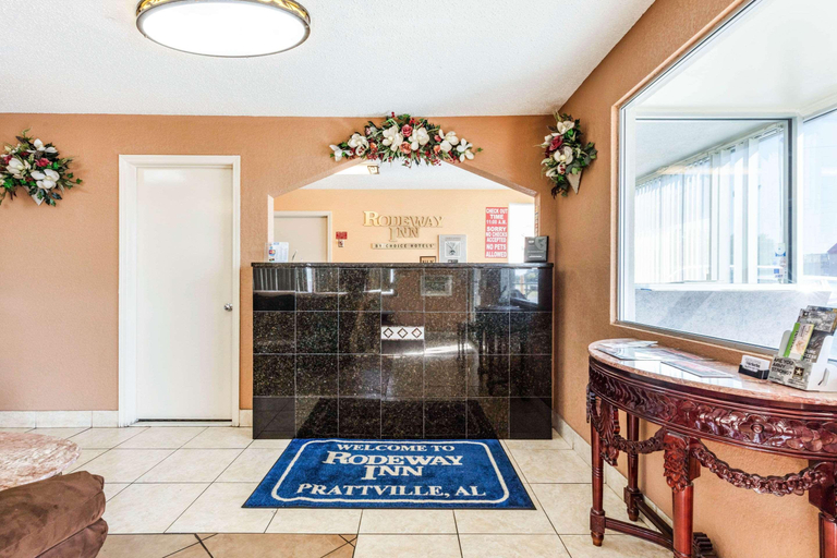 Public Area 2, Rodeway Inn Prattville I-65, Elmore