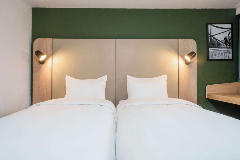 Bedroom 3, Campanile PRIME - Montpellier Est Le Millénaire, Hérault