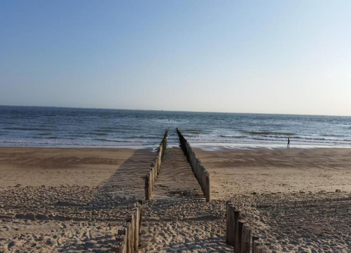 View from property 2, Home Zoutelande Near Beach, Veere