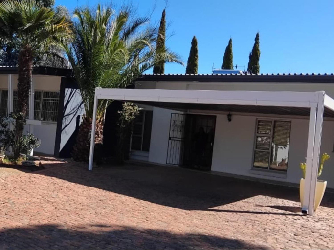 Others 5, Royal Bafokeng Guest House, Mangaung