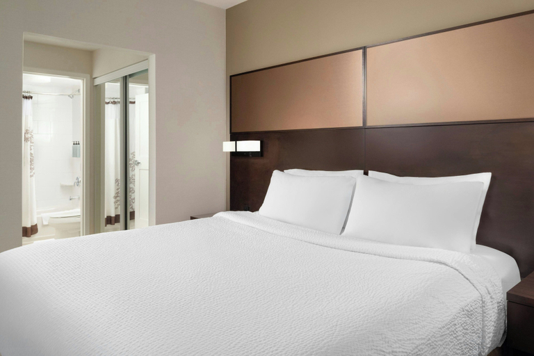 Bedroom 4, Residence Inn by Marriott Ottawa Airport, Ottawa
