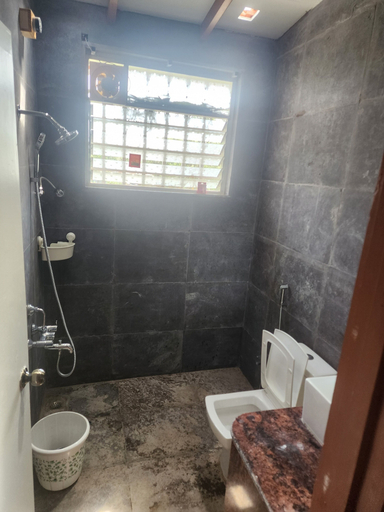 Bathroom, The Windsor Villa, Nashik