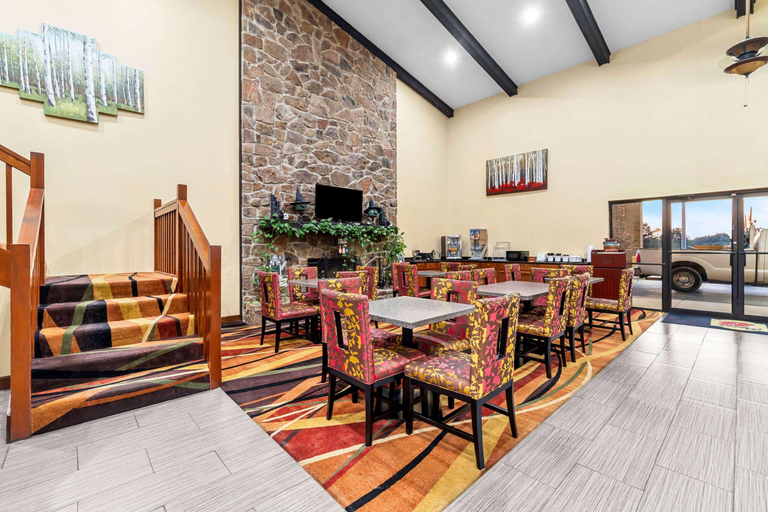 Public Area 5, Super 8 by Wyndham Paragould, Greene