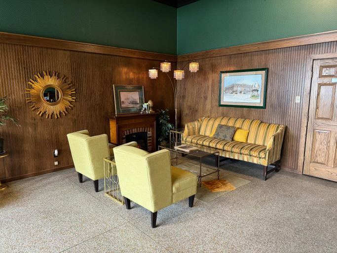 Public Area 2, Fenway House Hotel, Grant